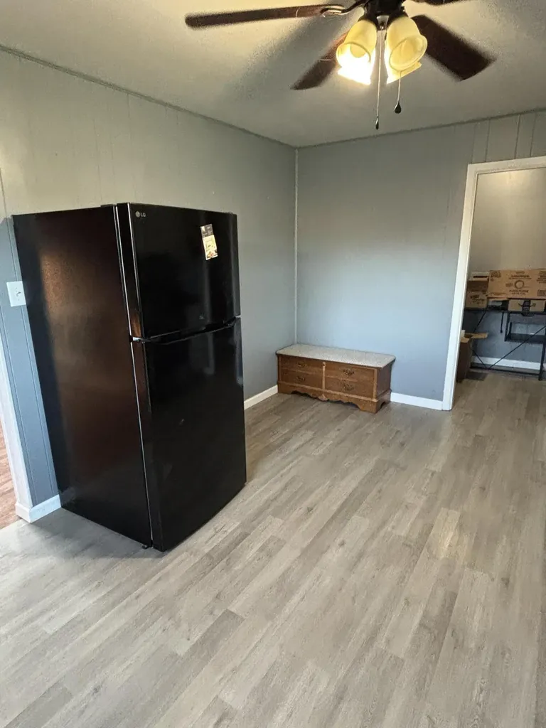 50 W Maytown Road Ezel KY 41425