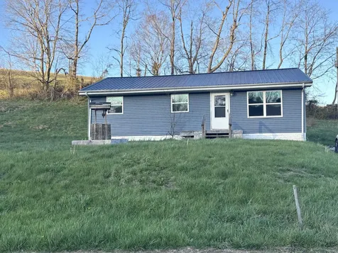 50 W Maytown Road Ezel KY 41425