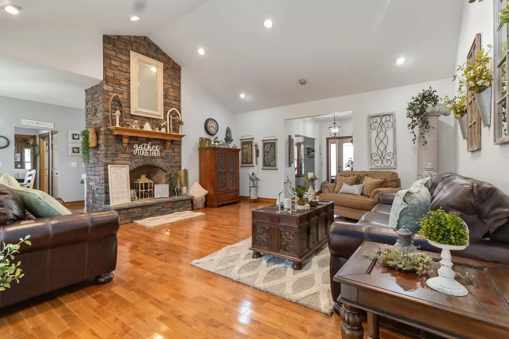 153 Otter Creek Road Strunk KY 42649