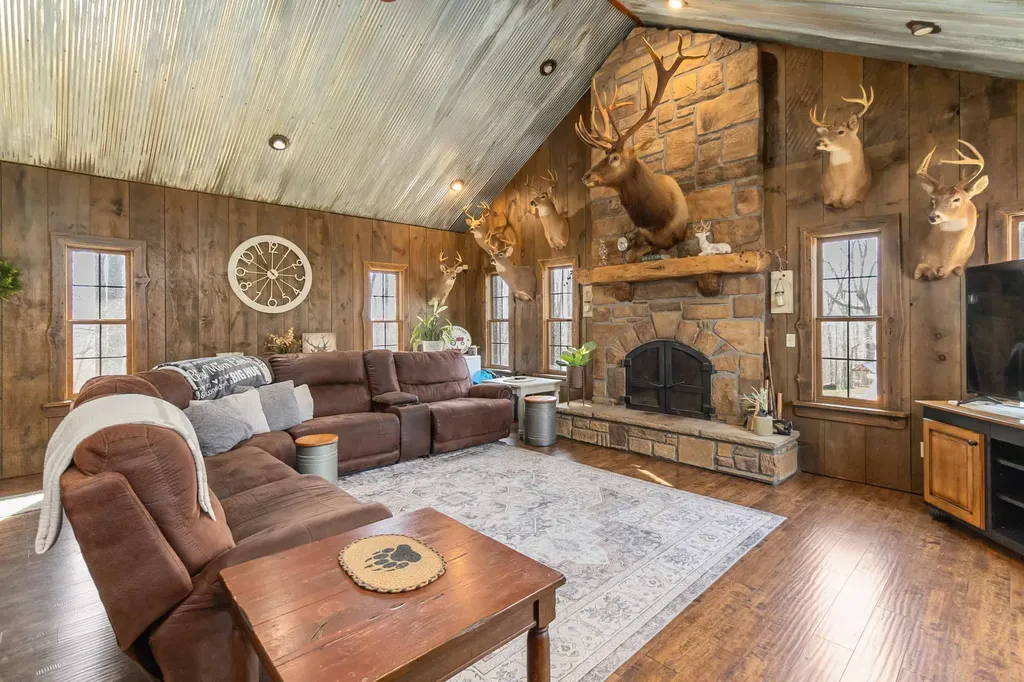 153 Otter Creek Road Strunk KY 42649
