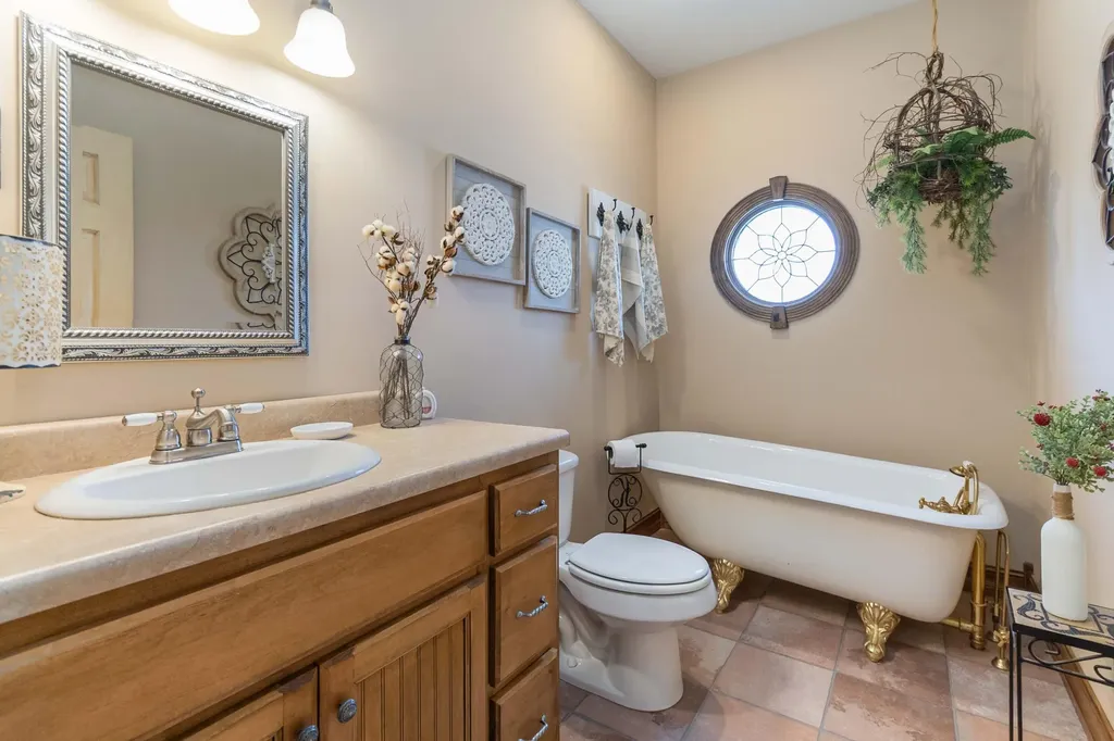 153 Otter Creek Road Strunk KY 42649