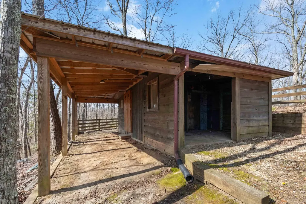 153 Otter Creek Road Strunk KY 42649