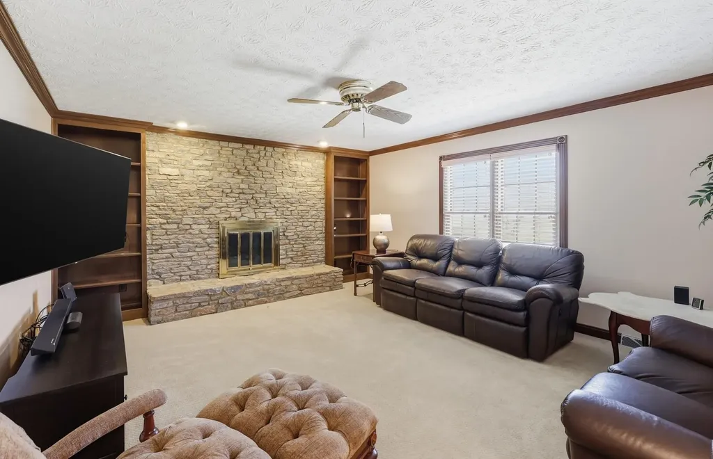 4733 Ironbridge Drive Lexington KY 40515