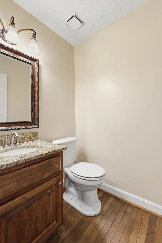 4733 Ironbridge Drive Lexington KY 40515