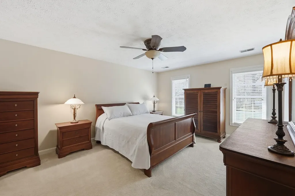 4733 Ironbridge Drive Lexington KY 40515
