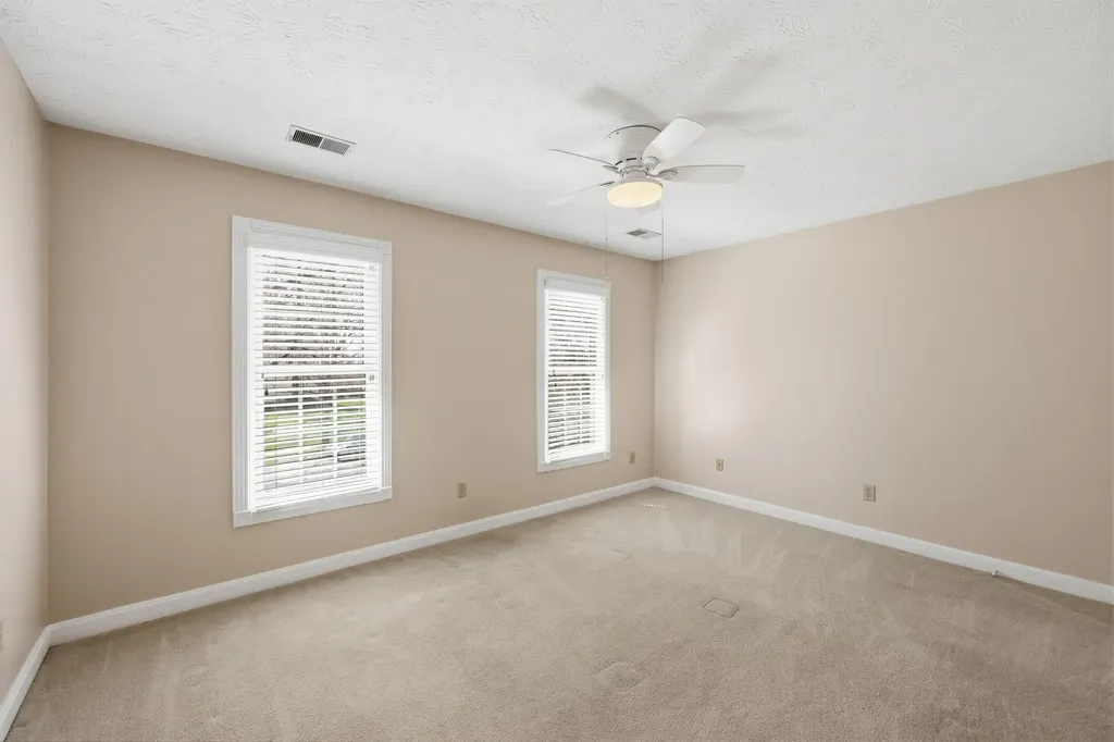 4733 Ironbridge Drive Lexington KY 40515