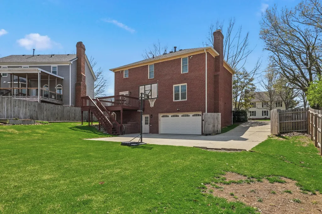 4733 Ironbridge Drive Lexington KY 40515