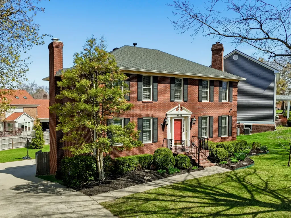 4733 Ironbridge Drive Lexington KY 40515
