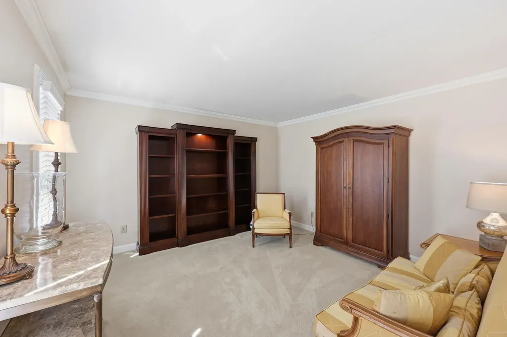 4733 Ironbridge Drive Lexington KY 40515