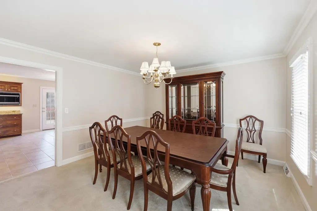 4733 Ironbridge Drive Lexington KY 40515
