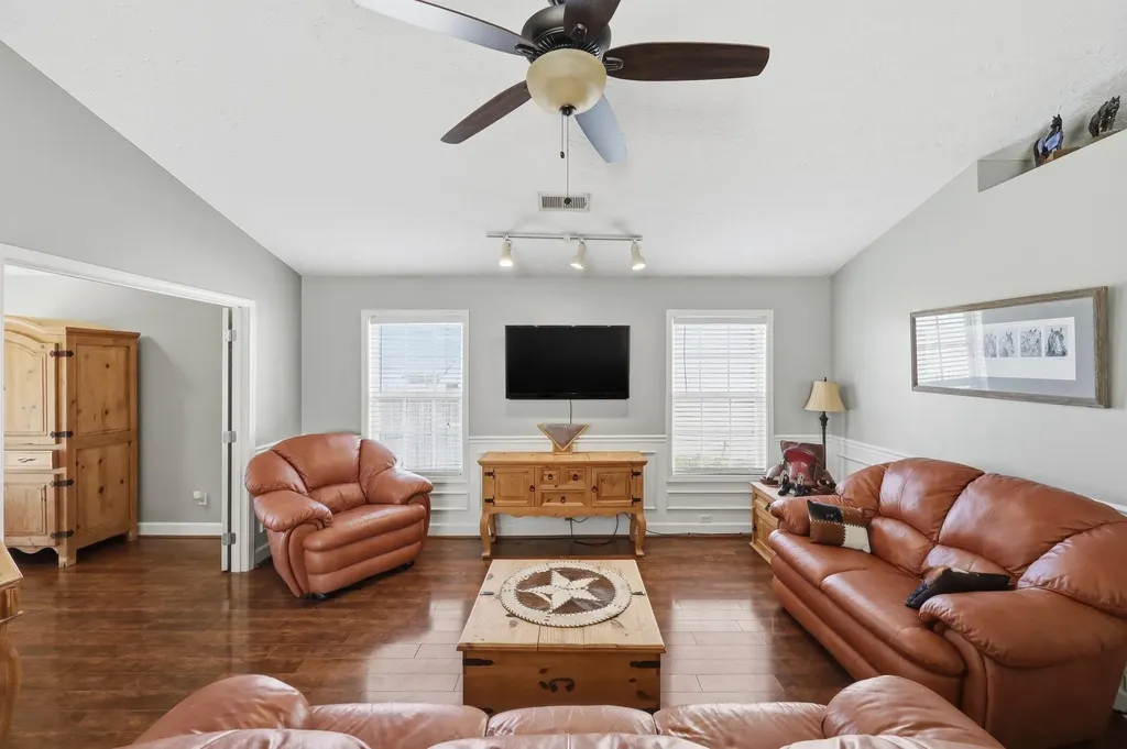 321 Loblolly Court Lexington KY 40514