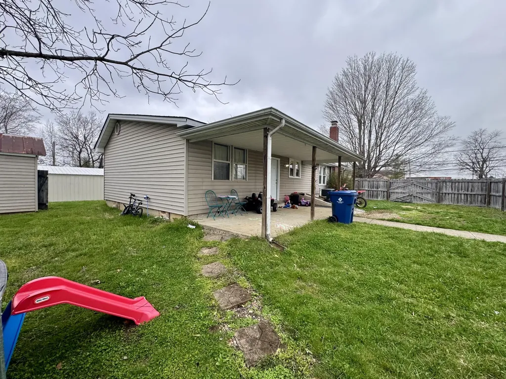 1031 Highway 1016 Berea KY 40403