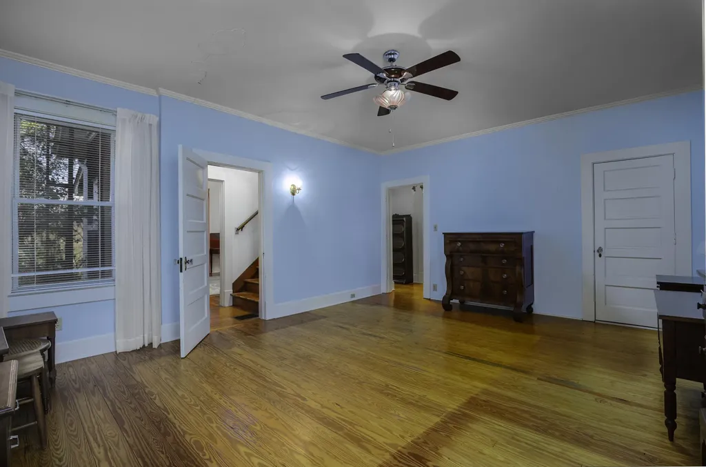 392-394 Lexington Road Versailles KY 40383