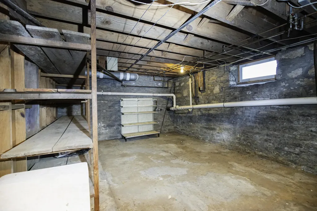 392-394 Lexington Road Versailles KY 40383