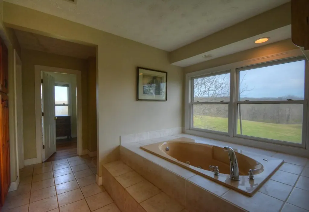 2315 Oregon Road Versailles KY 40383