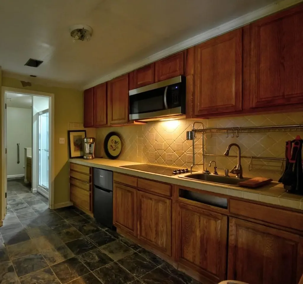 2315 Oregon Road Versailles KY 40383