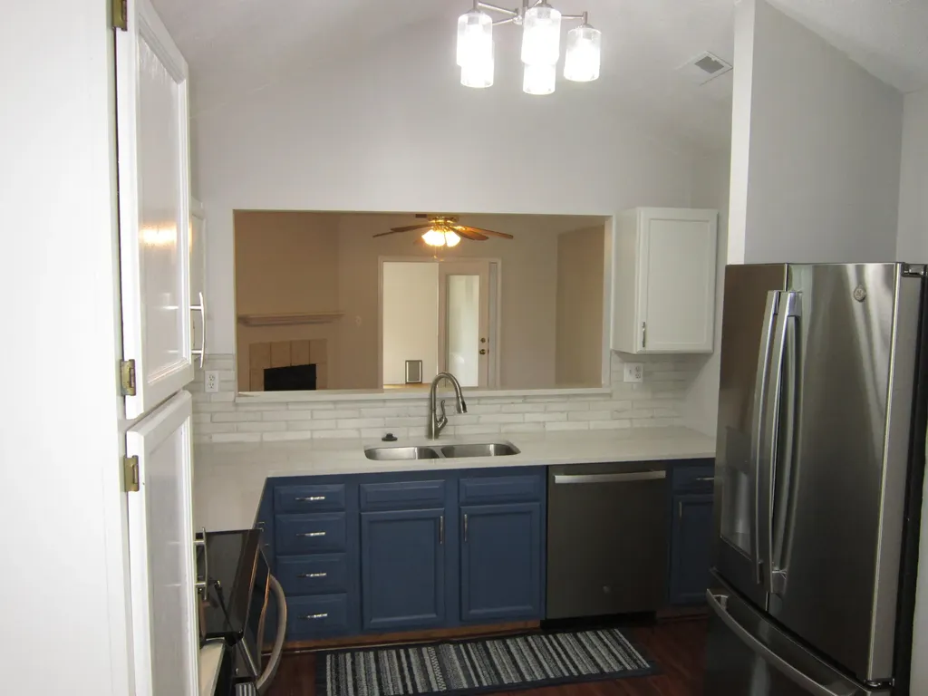 332 Ella Rae Lane Lexington KY 40511