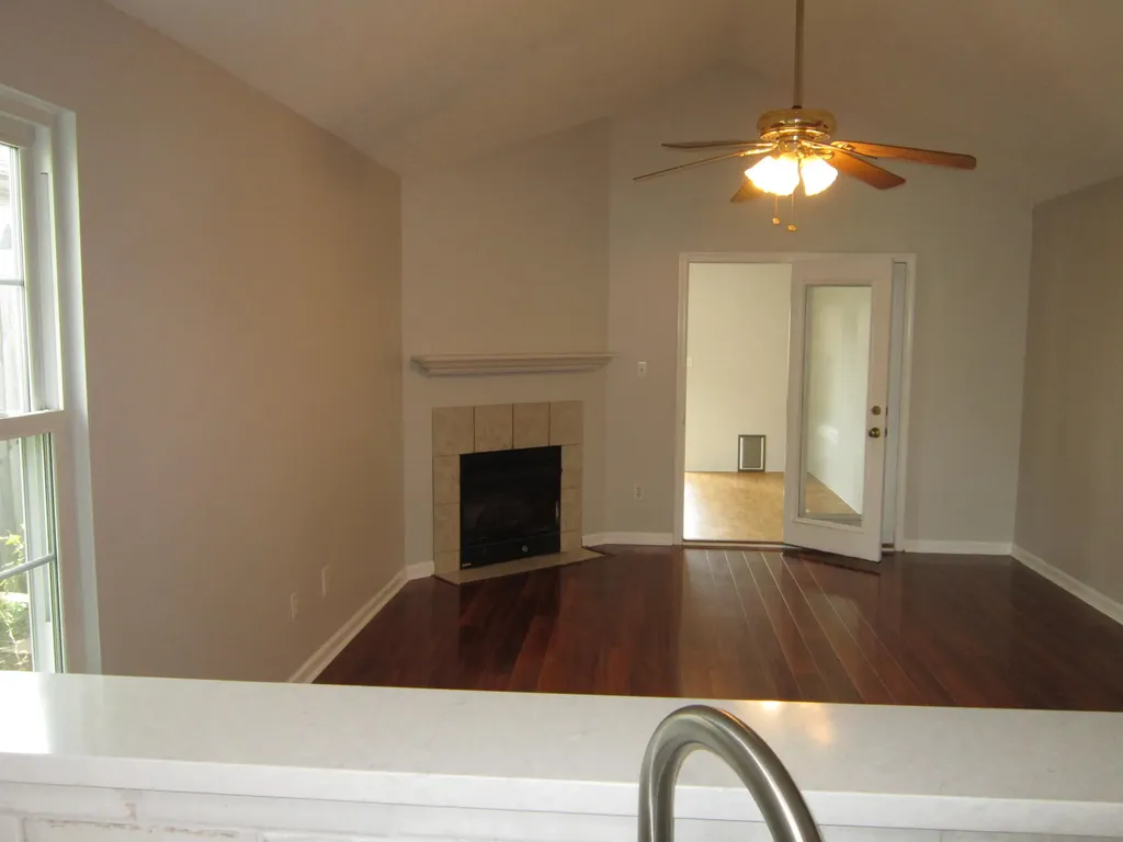 332 Ella Rae Lane Lexington KY 40511