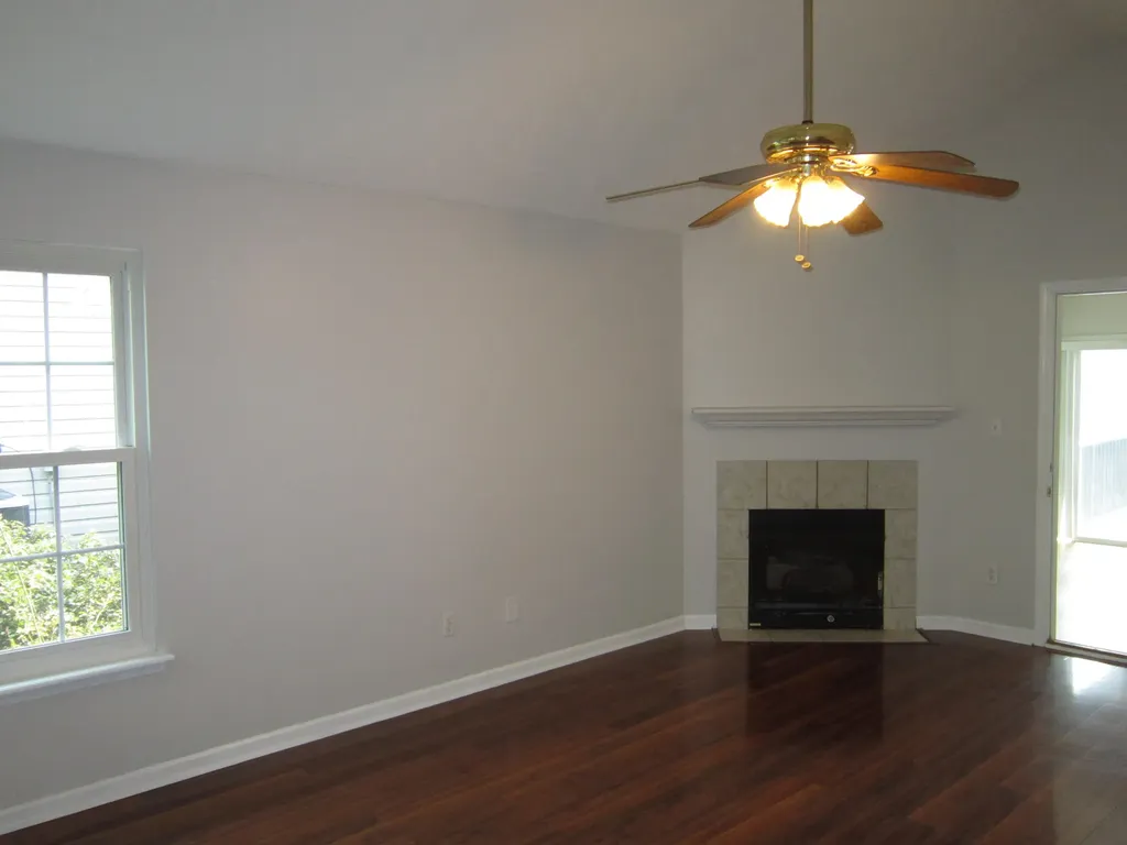 332 Ella Rae Lane Lexington KY 40511