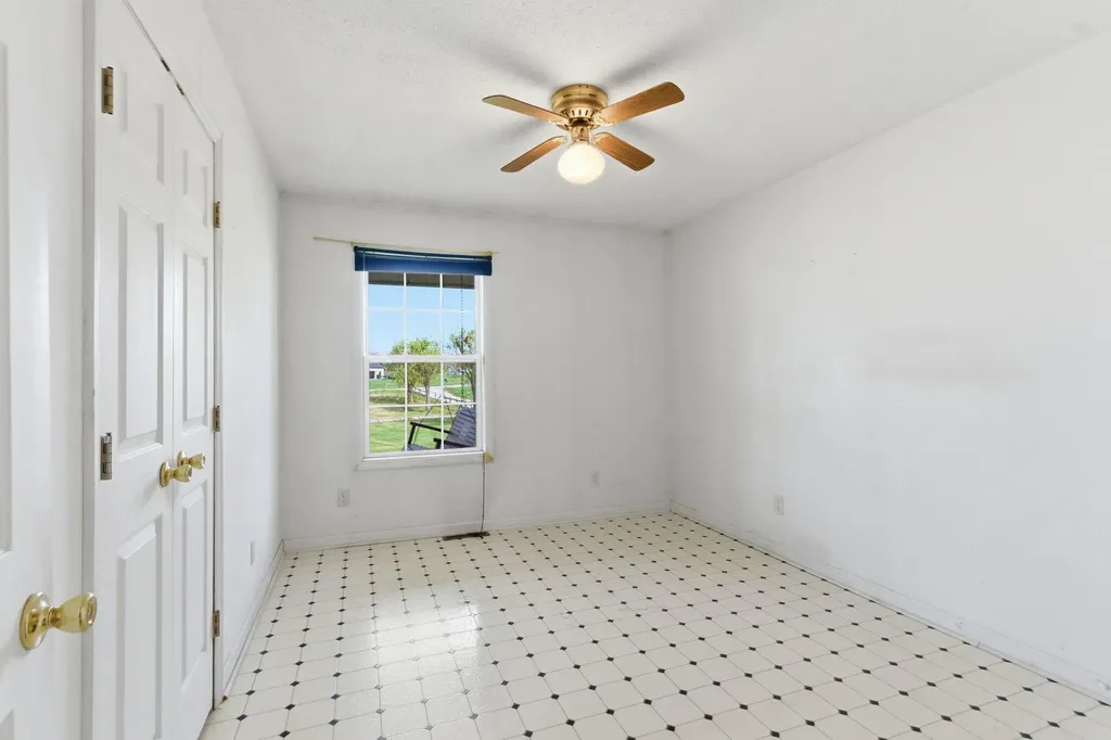 1143 Breezy Lane Berea KY 40403