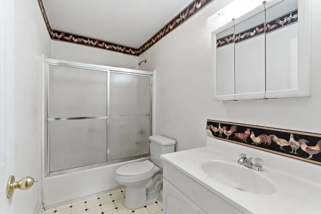 1143 Breezy Lane Berea KY 40403