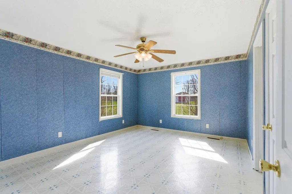 1143 Breezy Lane Berea KY 40403