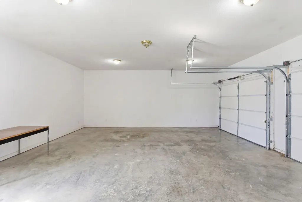 1143 Breezy Lane Berea KY 40403