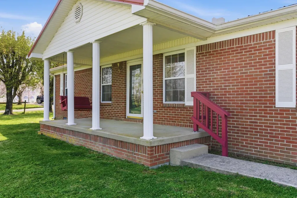 1143 Breezy Lane Berea KY 40403