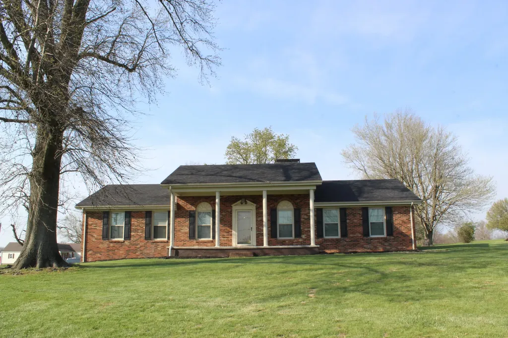 8455 Perryville Road Danville KY 40422