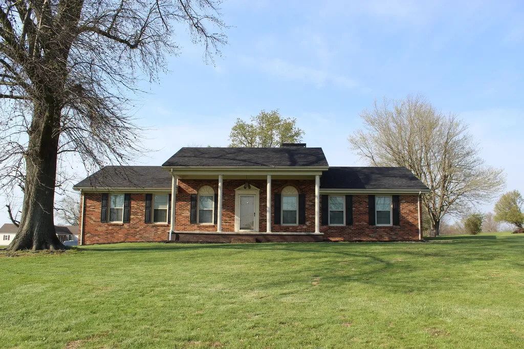 8455 Perryville Road Danville KY 40422