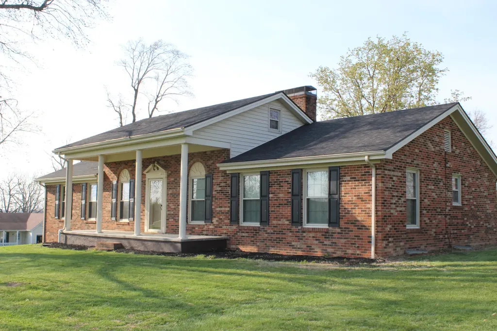 8455 Perryville Road Danville KY 40422
