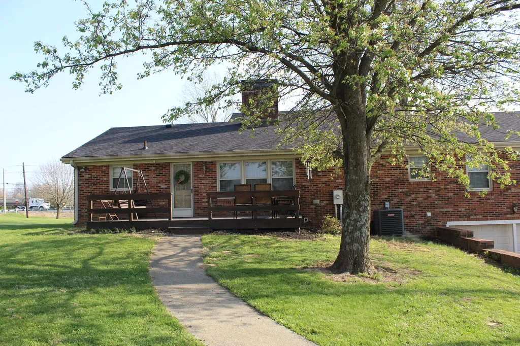 8455 Perryville Road Danville KY 40422