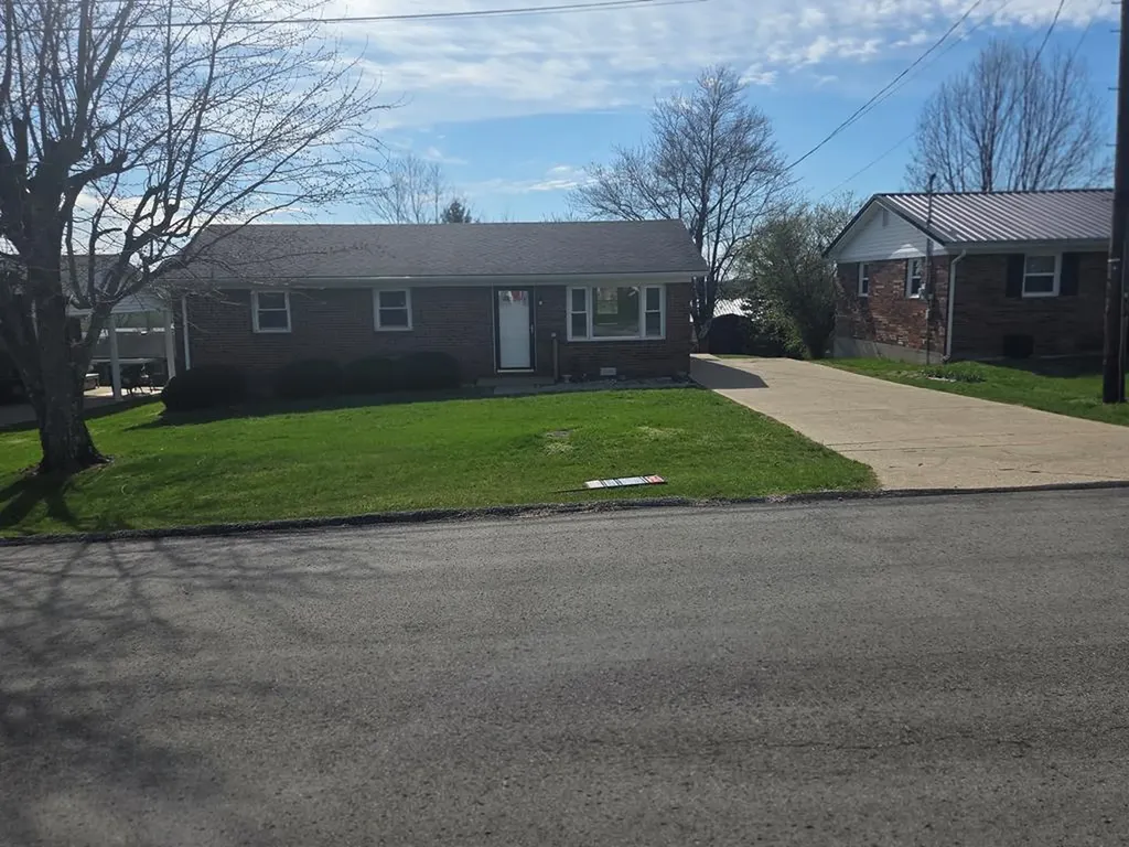 155 Alice Avenue Flemingsburg KY 41041