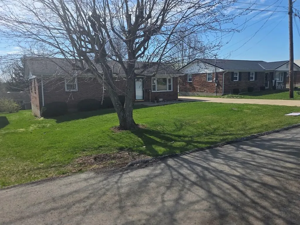 155 Alice Avenue Flemingsburg KY 41041