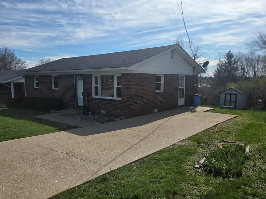 155 Alice Avenue Flemingsburg KY 41041