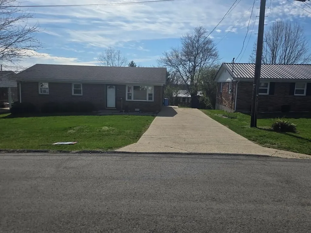 155 Alice Avenue Flemingsburg KY 41041