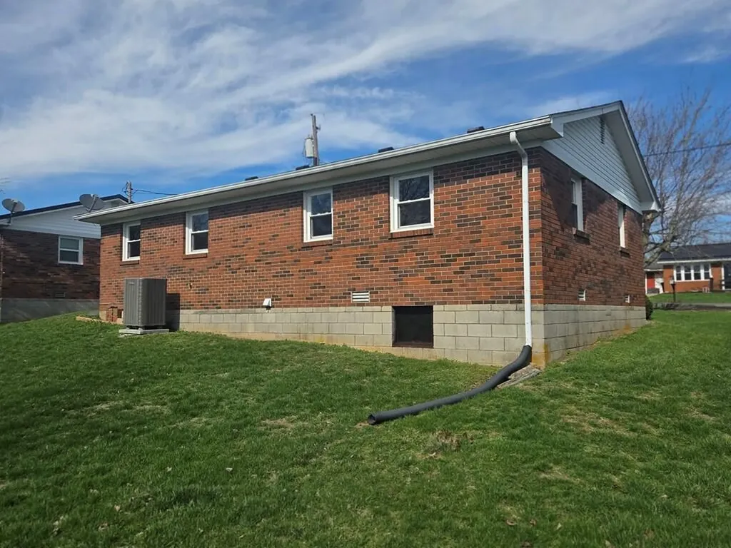 155 Alice Avenue Flemingsburg KY 41041
