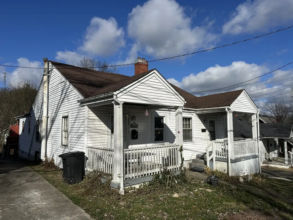 726-728 Cline Street Frankfort KY 40601
