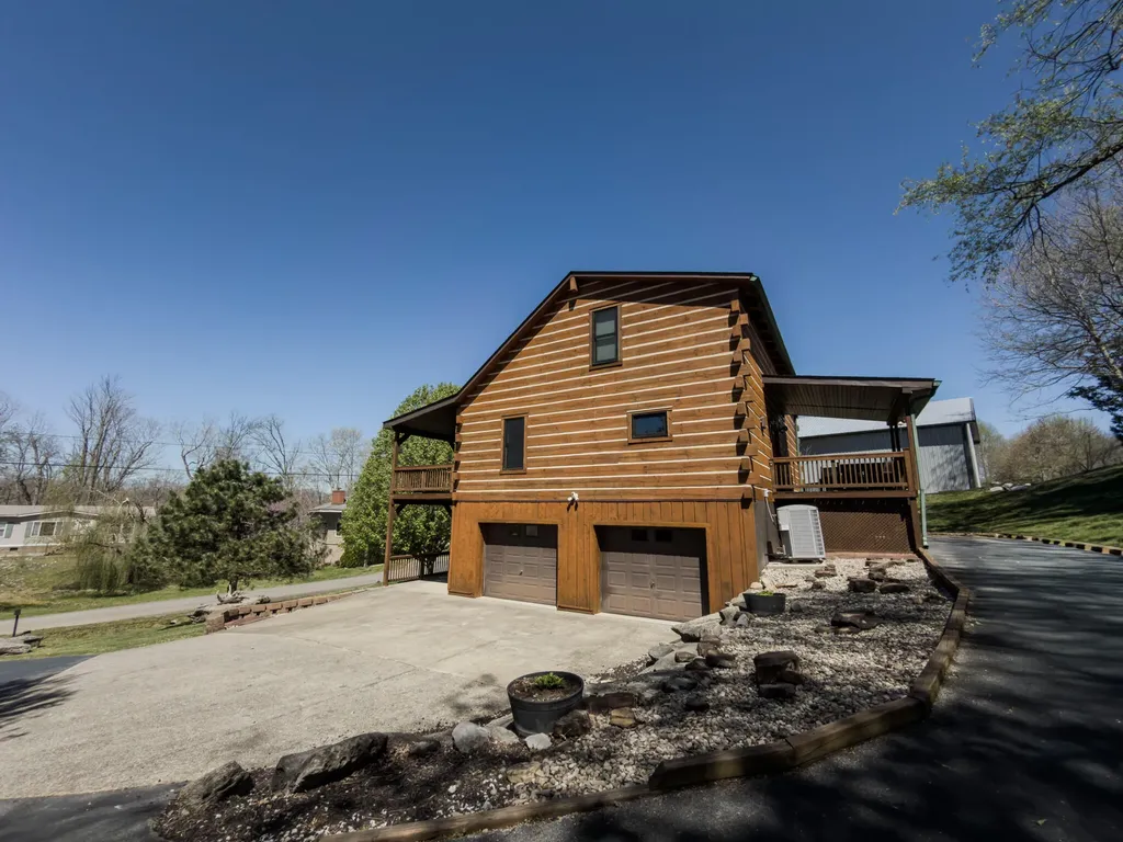 160 Mystic View Road Monticello KY 42633