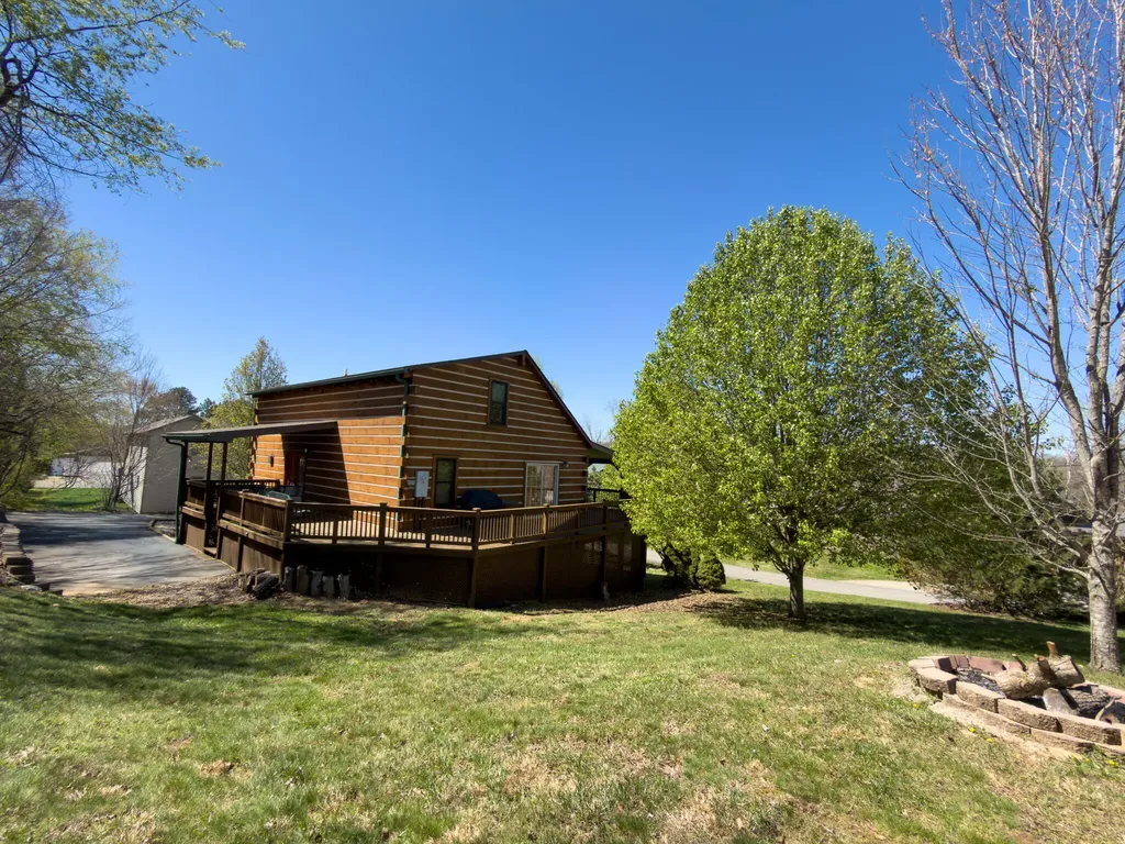 160 Mystic View Road Monticello KY 42633