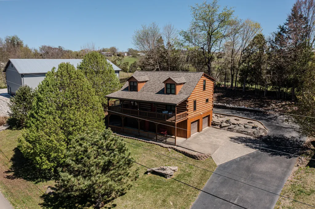 160 Mystic View Road Monticello KY 42633