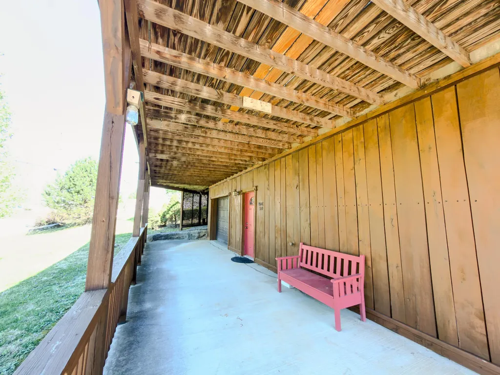 160 Mystic View Road Monticello KY 42633