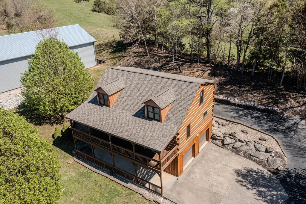 160 Mystic View Road Monticello KY 42633