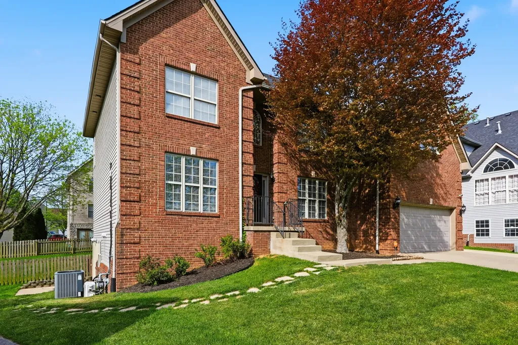 3104 Dunhill Court Lexington KY 40509