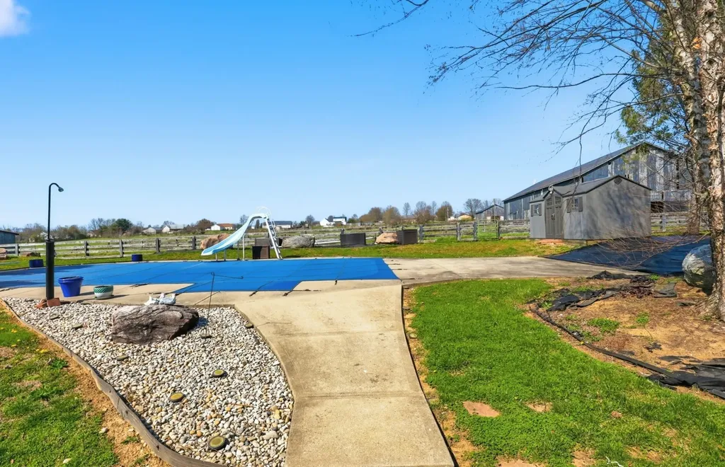 104 Sutton Lane Lancaster KY 40444