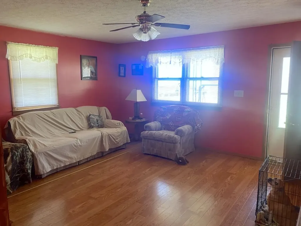 281 Harrison Road Knifley KY 42753