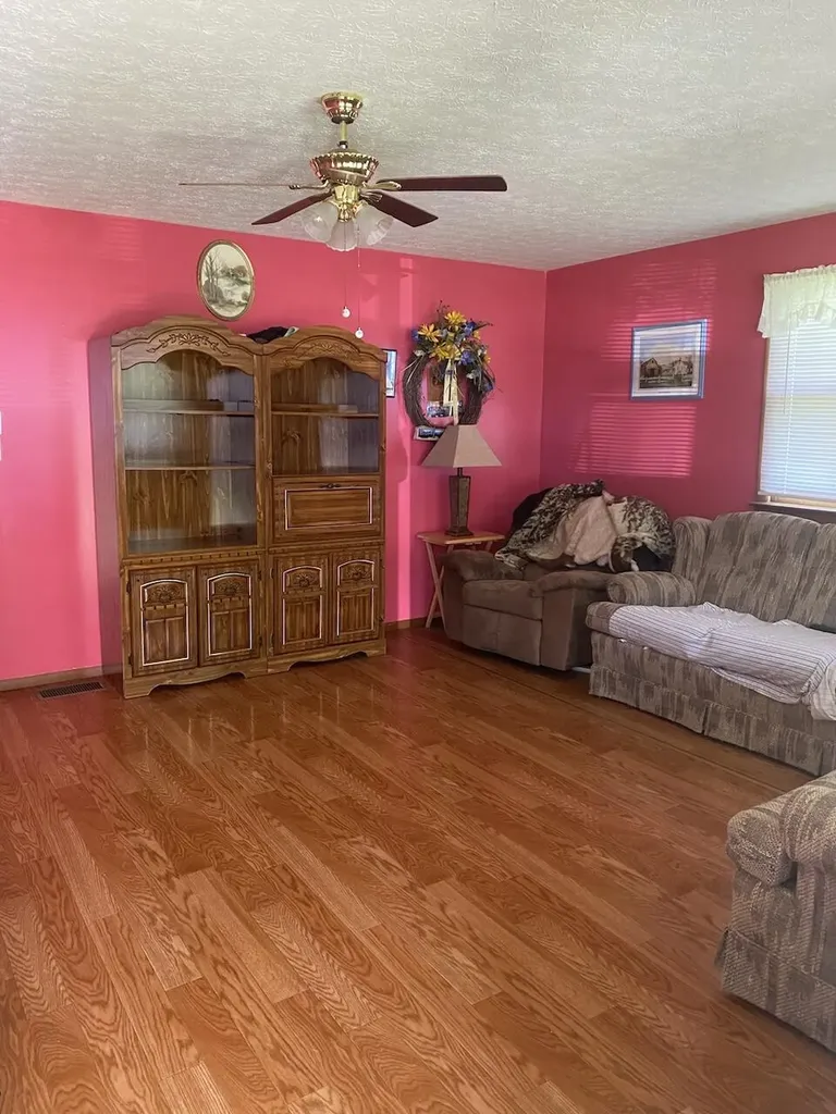 281 Harrison Road Knifley KY 42753