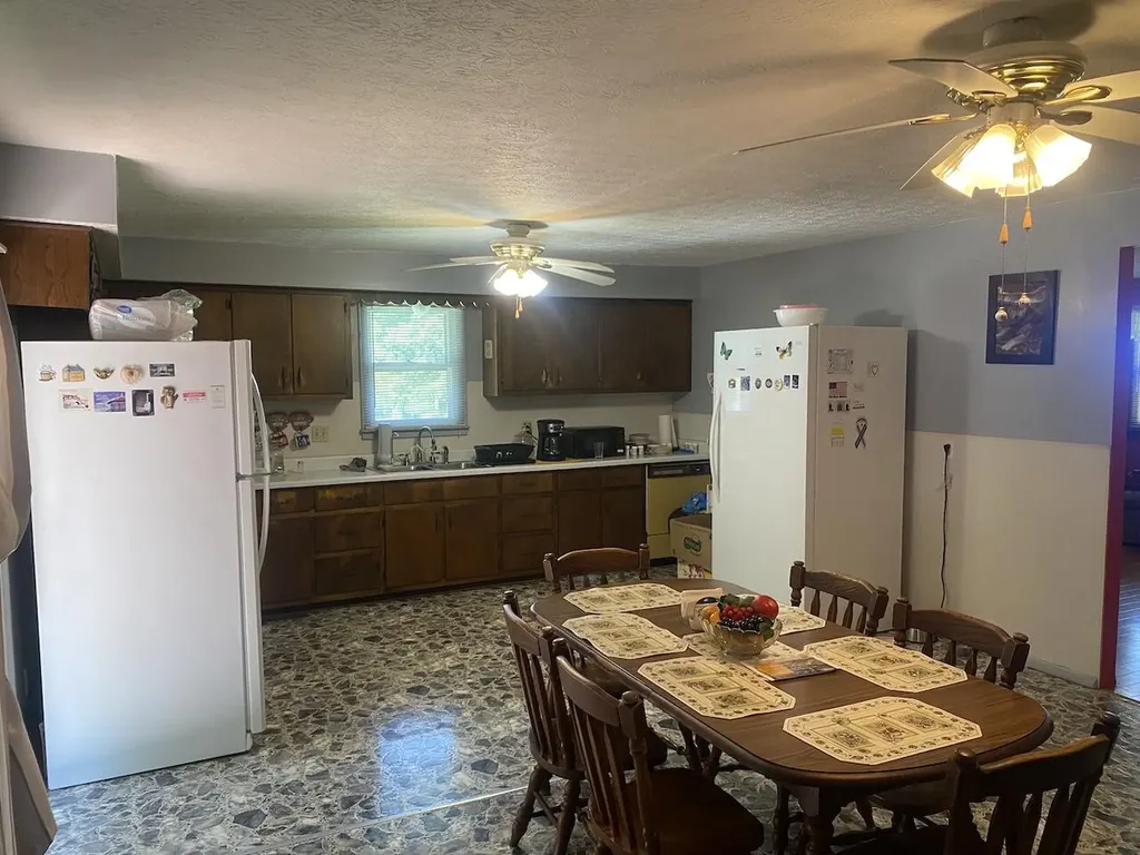 281 Harrison Road Knifley KY 42753