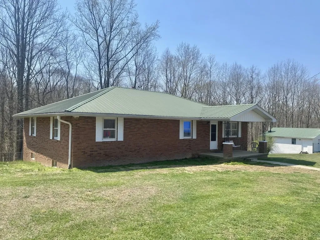 281 Harrison Road Knifley KY 42753