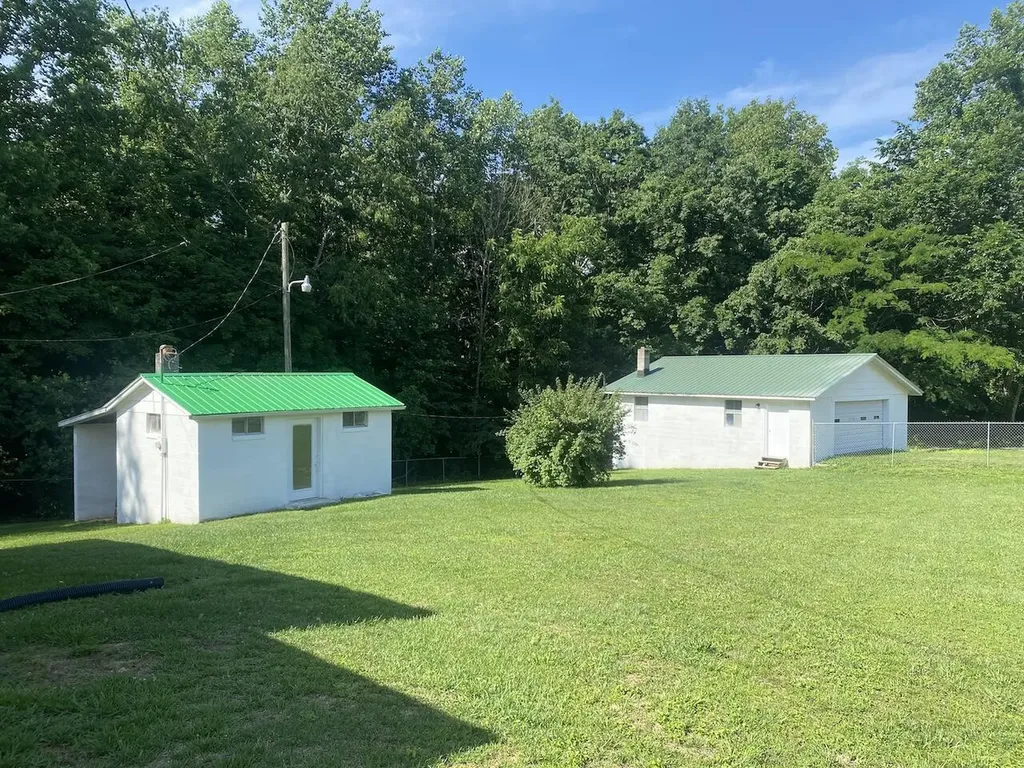 281 Harrison Road Knifley KY 42753